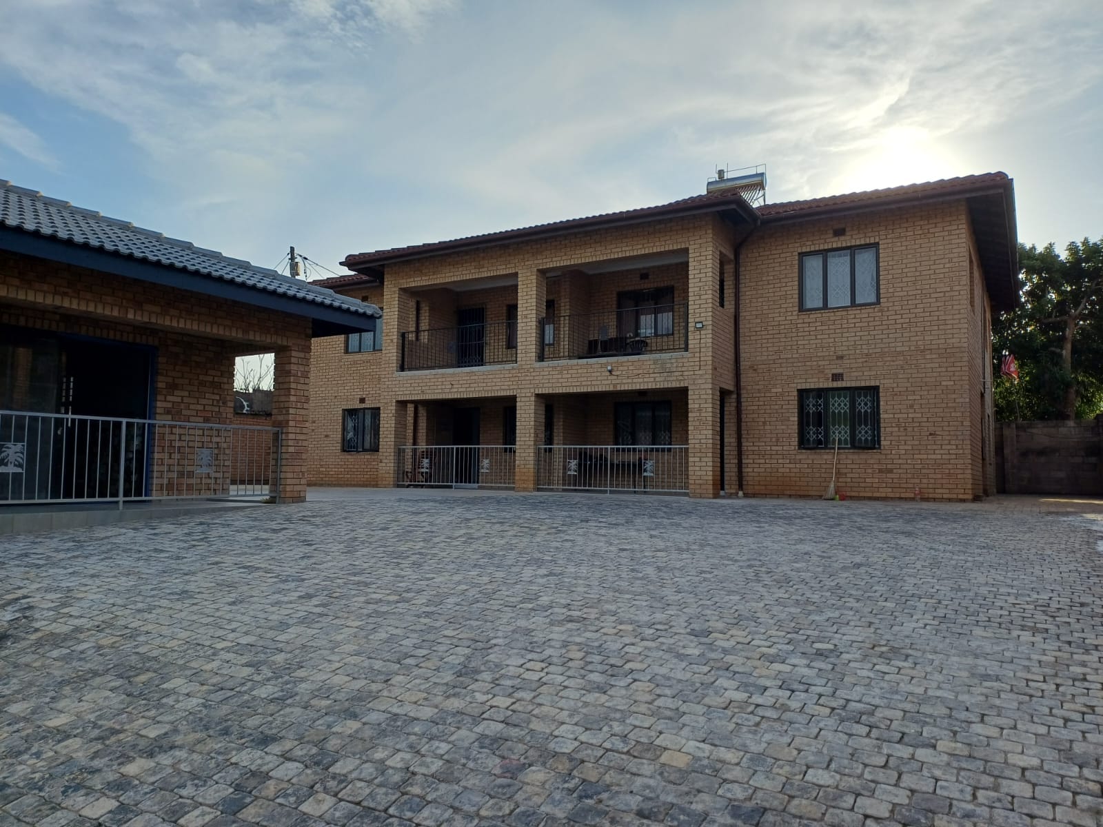 Temple Valley Bargain - Incomplete House + Rental Income Units Based In Verulam in Verulam