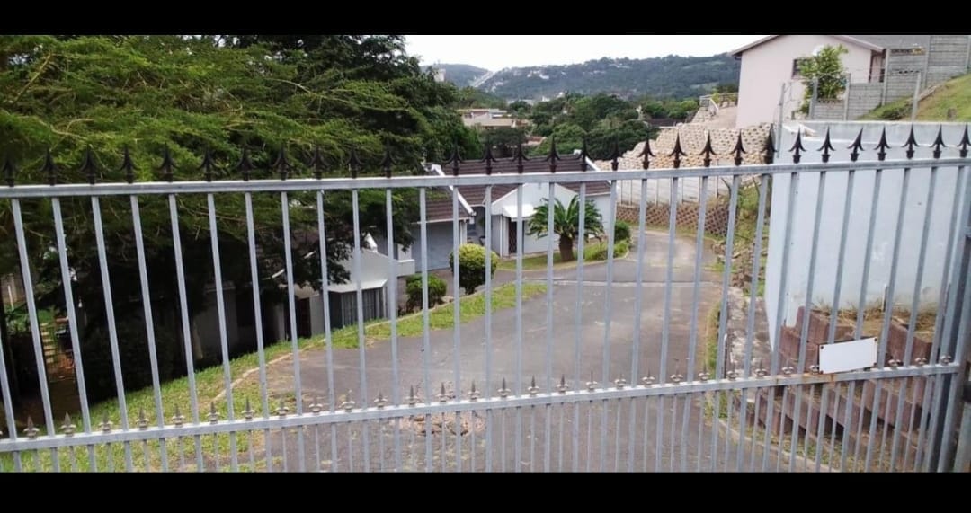 Secure, Stylish and Central - Townhouse For Sale In Bellair in Durban Central